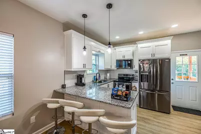 18 Blackwood Street, Greenville, SC 29611 - Photo 11