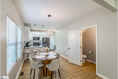 18 Blackwood Street, Greenville, SC 29611 - Photo 9