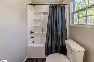 18 Blackwood St, Greenville, SC 29611 - Photo 31