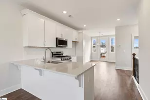 18 Renaissance Row Dr, Greenville, SC 29607 - Photo 7