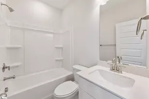 18 Renaissance Row Dr, Greenville, SC 29607 - Photo 5