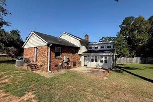 212 7 Oaks Ln, Spartanburg, SC 29301 - Photo 3