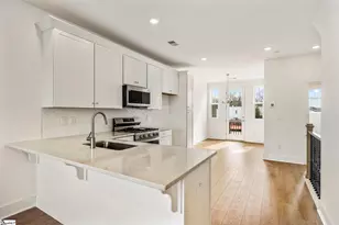 26 Renaissance Row Dr, Greenville, SC 29607 - Photo 9