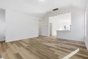 213 Carswell Dr, Anderson, SC 29624 - Photo 5