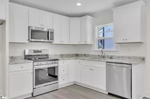 222 Saluda St, Belton, SC 29627 - Photo 9