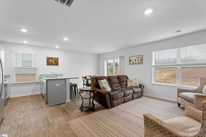 1136 S Norwhich Lane, Spartanburg, SC 29301 - Photo 11