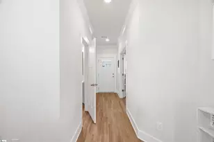 109 Shallons Dr, Greenville, SC 29609 - Photo 5