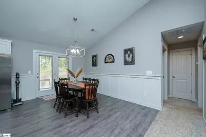 293 Cecil Drive, Waterloo, SC 29384 - Photo 9