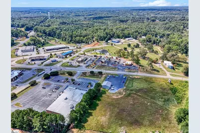 790 E Main Street, Laurens, SC 29360 - Photo 9