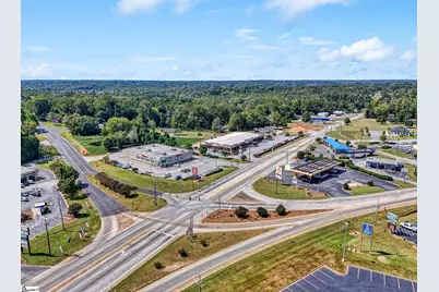 790 E Main Street, Laurens, SC 29360 - Photo 15