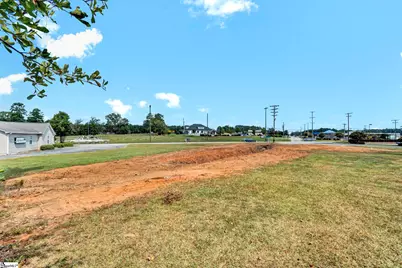 790 E Main Street, Laurens, SC 29360 - Photo 21