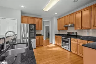 117 Carsons Pond Dr, Simpsonville, SC 29681 - Photo 13