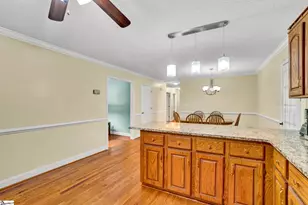 136 Amberwood Dr, Anderson, SC 29621 - Photo 11