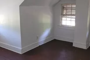 1611 Gary St, Clinton, SC 29325 - Photo 9