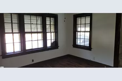 1611 Gary Street, Clinton, SC 29325 - Photo 5