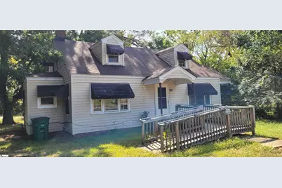 1611 Gary Street, Clinton, SC 29325 - Photo 1