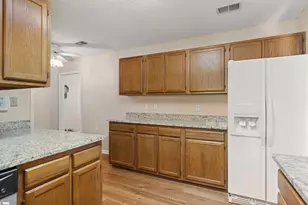 213 Creek Forest Dr, Greenville, SC 29615 - Photo 5