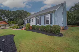 108 Berrywood Ct, Greer, SC 29650 - Photo 3