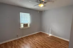 120 Russell St, Laurens, SC 29360 - Photo 5