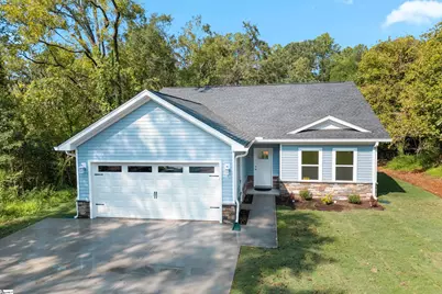 122 Stephenson Street Extension, Taylors, SC 29687 - Photo 1