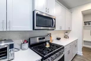 325 Roderick Ln, Greenville, SC 29605 - Photo 13