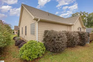 106 Bradley Dr, Pickens, SC 29671 - Photo 21