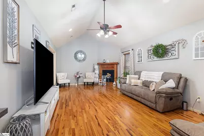 106 Bradley Drive, Pickens, SC 29671 - Photo 5