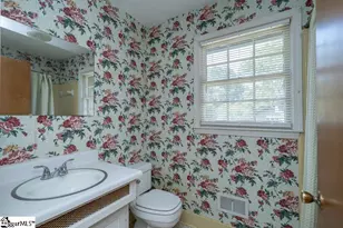 29 Hicks Rd, Greenville, SC 29605 - Photo 21