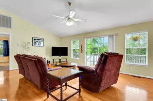 122 Confederate Ln, Greer, SC 29651 - Photo 13