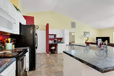 122 Confederate Lane, Greer, SC 29651 - Photo 11