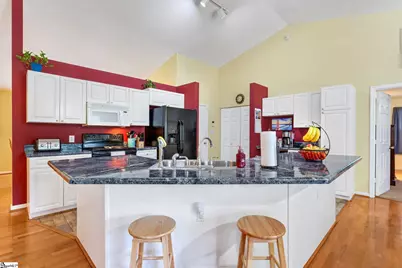 122 Confederate Lane, Greer, SC 29651 - Photo 7