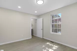 9 Hampton St, Ware Shoals, SC 29692 - Photo 13