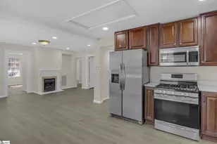 9 Hampton St, Ware Shoals, SC 29692 - Photo 11