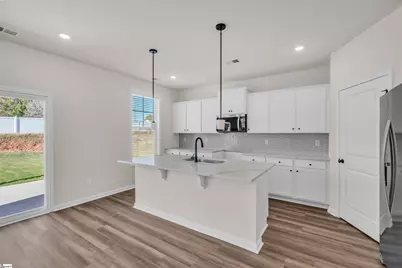 2018 Halton Oaks Drive, Spartanburg, SC 29303 - Photo 11