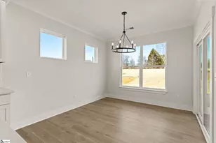 1821 Betsy Ross Dr, Moore, SC 29369 - Photo 9