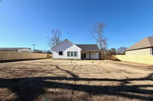 1205 S Main St, Fountain Inn, SC 29644 - Photo 17