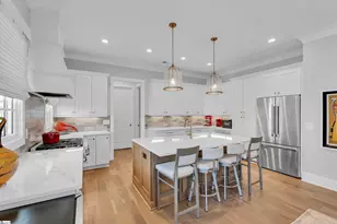 112 Burrough St, Greenville, SC 29615 - Photo 9