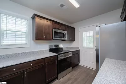 209 Waltham Court, Greenville, SC 29617 - Photo 9