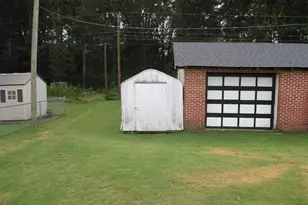 202 Edgewood Dr, Belton, SC 29627 - Photo 15