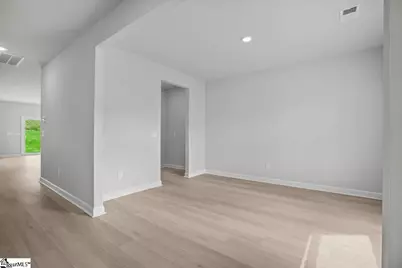 205 Tantalus Street, Gray Court, SC 29645 - Photo 5