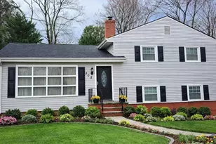 202 W Dorchester Blvd, Greenville, SC 29605 - Photo 1