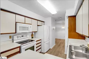 4614 Old Spartanburg Rd, Taylors, SC 29687 - Photo 17