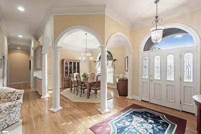 105 E Round Hill Road, Greenville, SC 29617 - Photo 9