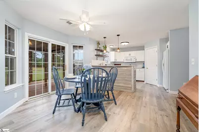 16 Mockernut Court, Taylors, SC 29687 - Photo 9