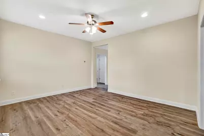 305 Saluda Street, Belton, SC 29627 - Photo 3