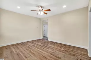 305 Saluda St, Belton, SC 29627 - Photo 3