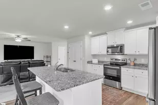 2014 Southlea Dr, Inman, SC 29349 - Photo 9