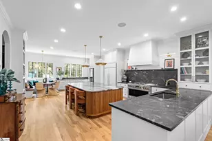 24 Forest View Dr, Greenville, SC 29605 - Photo 5