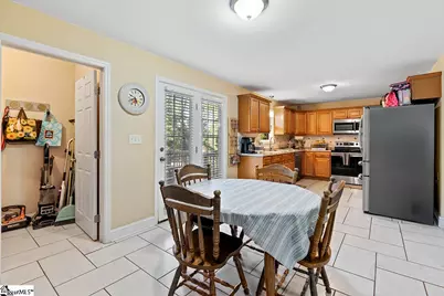 715 Shands Street, Clinton, SC 29325 - Photo 11