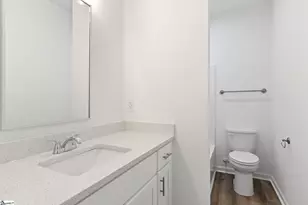 15 Jamison St, Greenville, SC 29611 - Photo 5